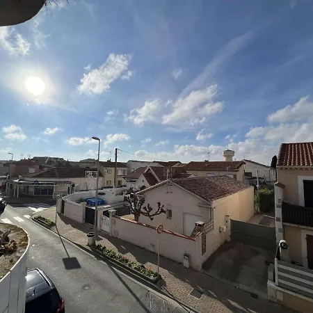 T2 En Centre-ville Avec Piscine, Terrasse Et Parking, A 500m De La ! - Fr-1-701-29 Apartmán
