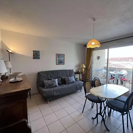 T2 En Centre-ville Avec Piscine, Terrasse Et Parking, à 500m De La ! - Fr-1-701-29 * Valras-Plage