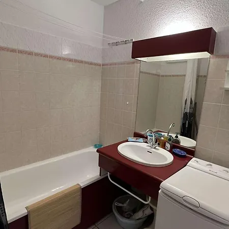 Apartment T2 En Centre-ville Avec Piscine, Terrasse Et Parking, A 500m De La ! - Fr-1-701-29 Valras-Plage